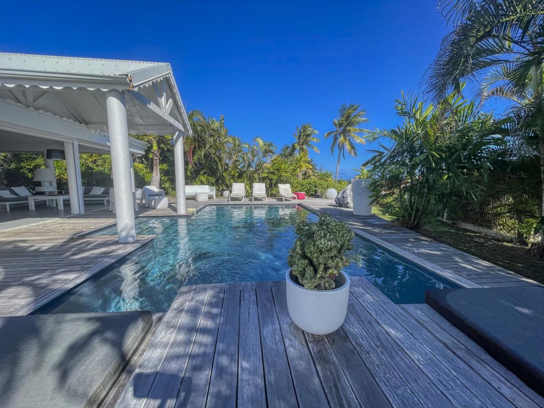 12.Location villa piscine Saint François Guadeloupe_piscine vue sur mer